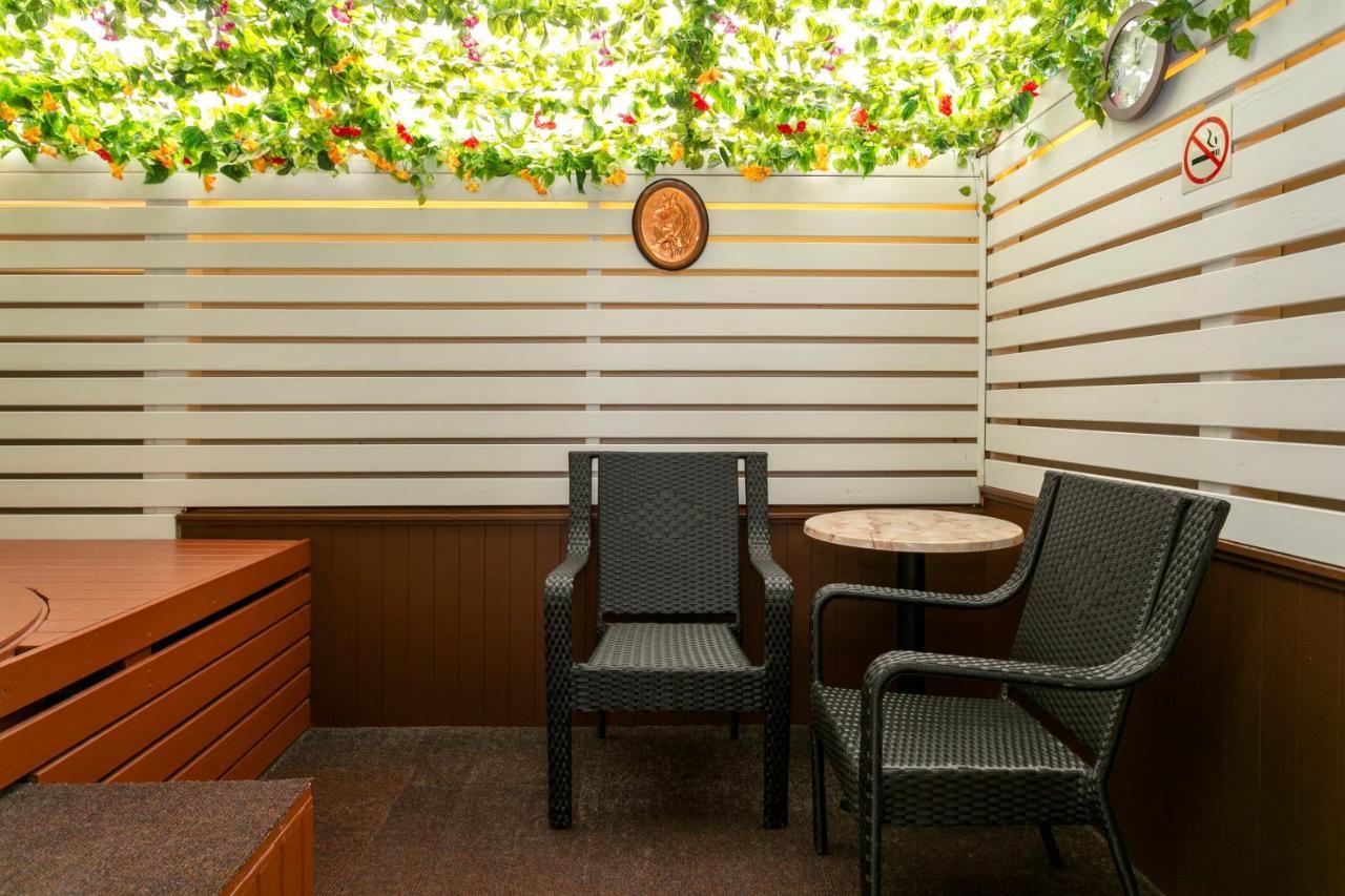Vu Thermal Lodge - Adults Only Motel Lago Lago Taupo Exterior foto
